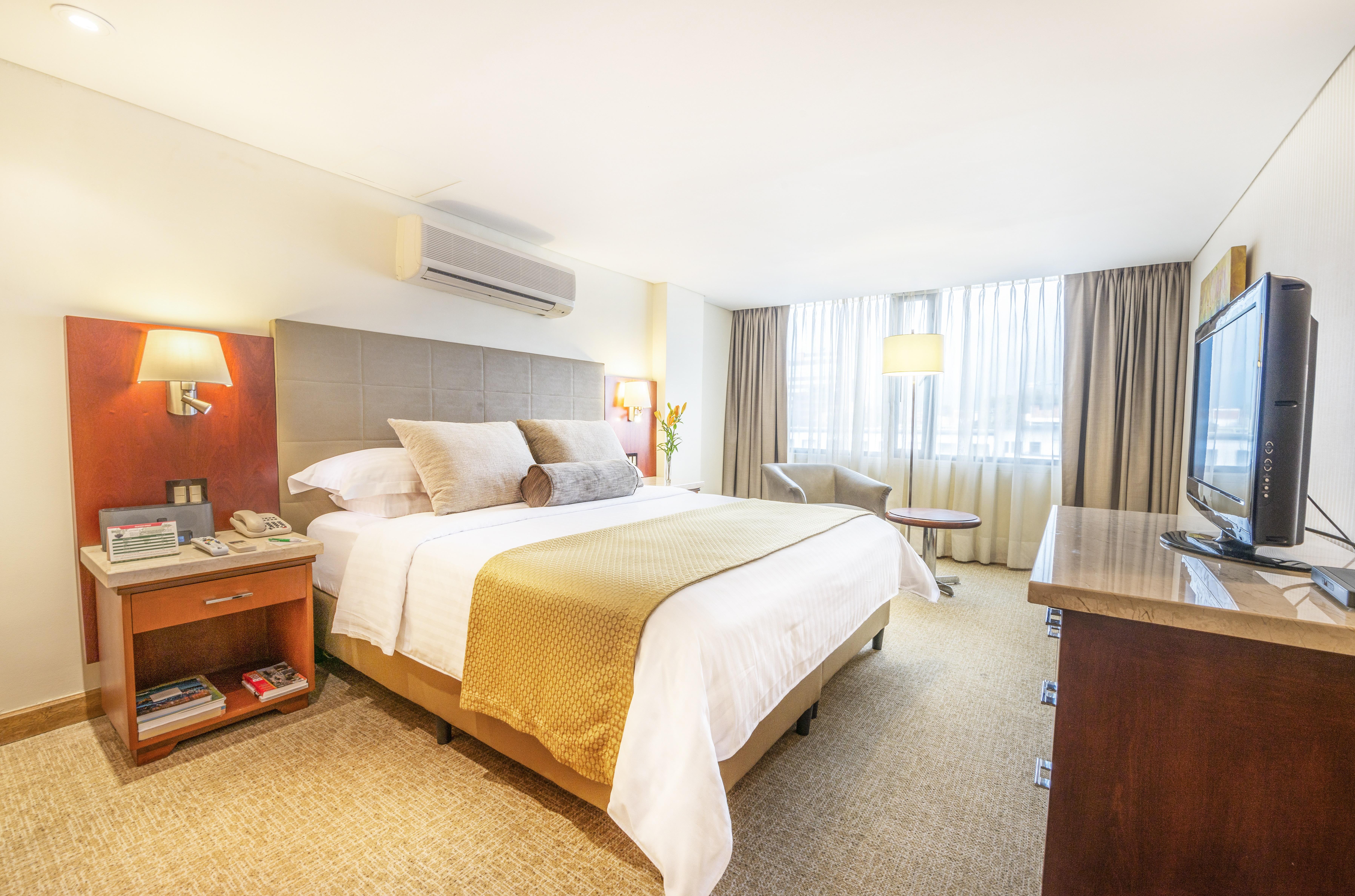Bogota Plaza Hotel Ngoại thất bức ảnh A room at the hotel