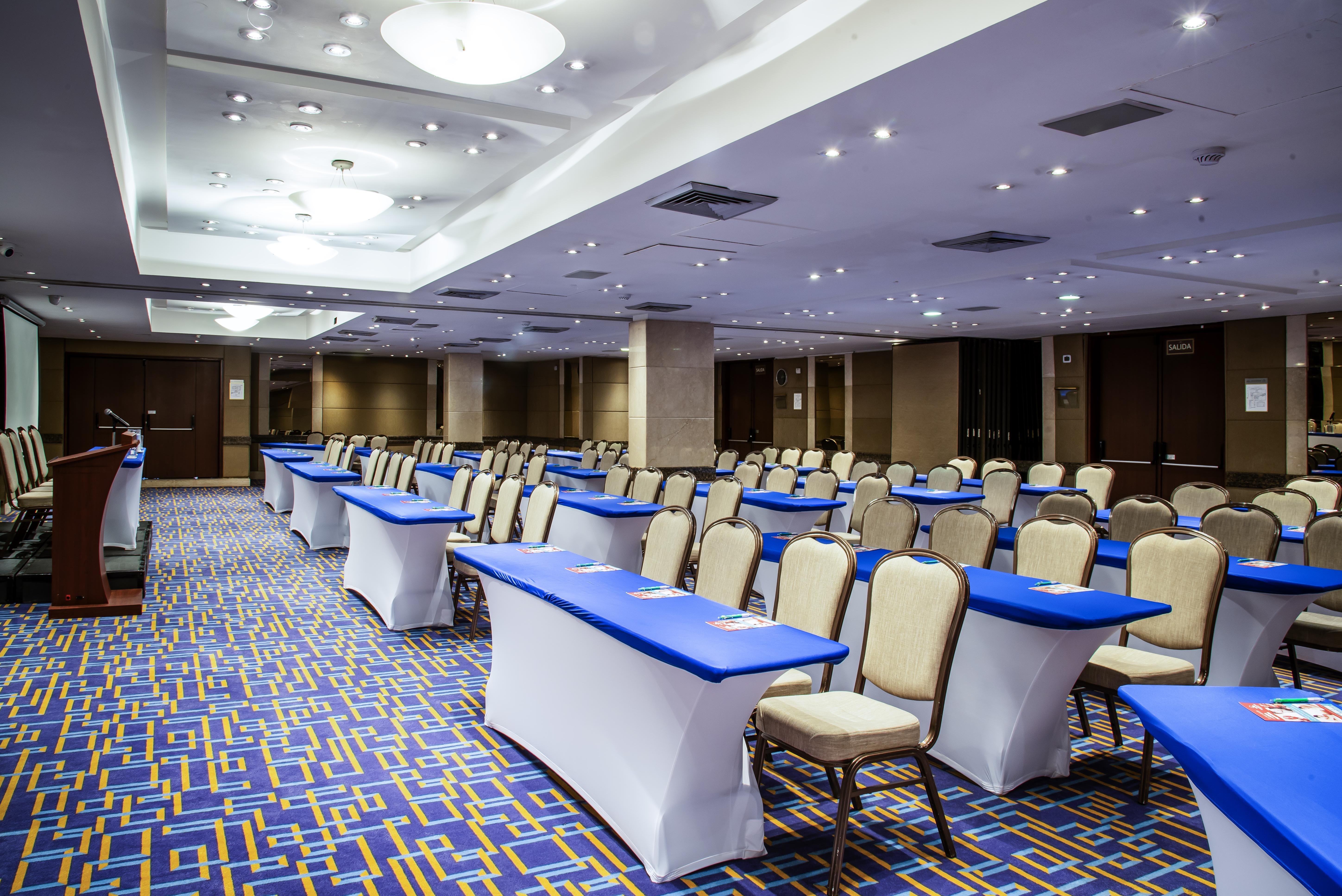 Bogota Plaza Hotel Ngoại thất bức ảnh Meeting room