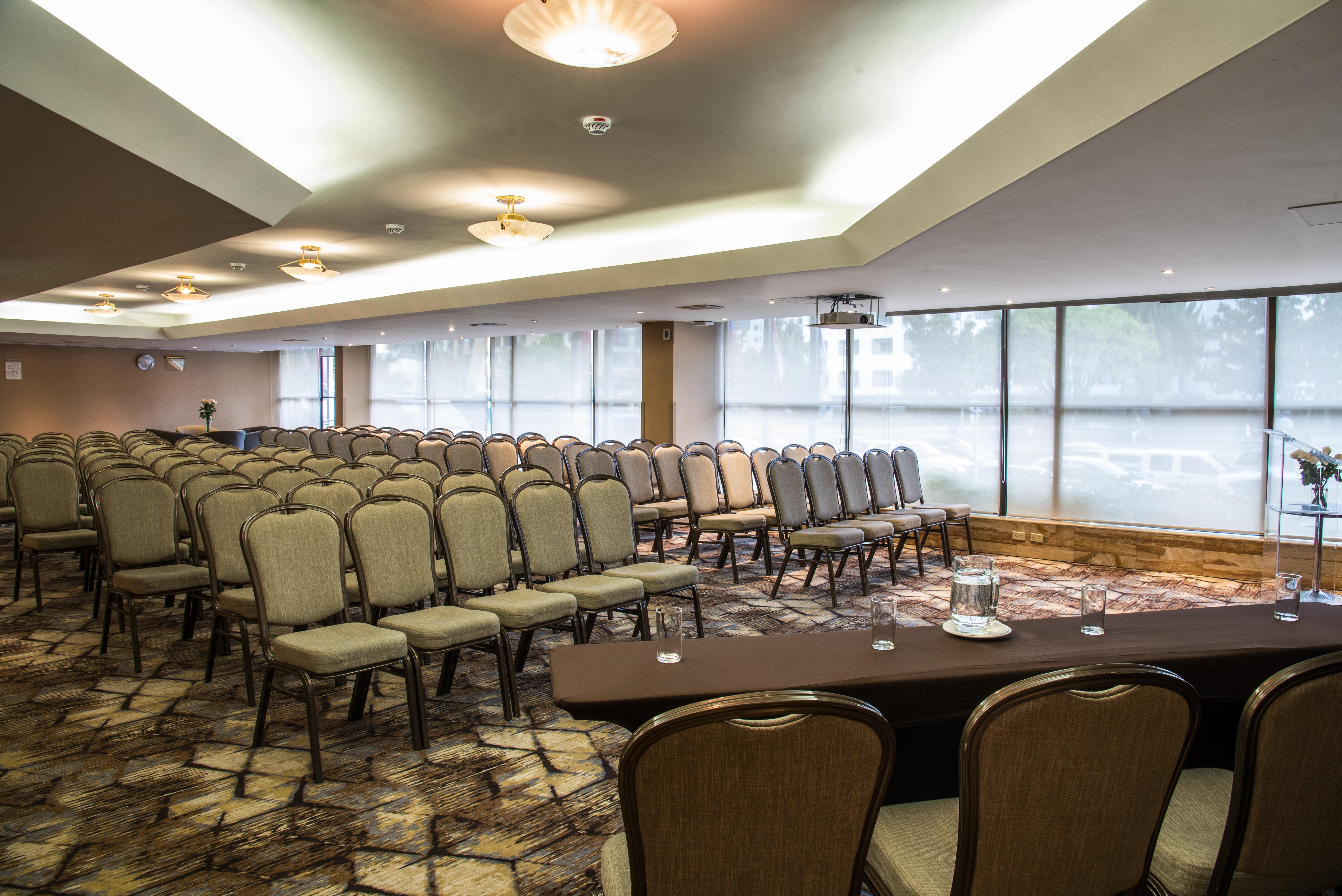 Bogota Plaza Hotel Ngoại thất bức ảnh Meeting room