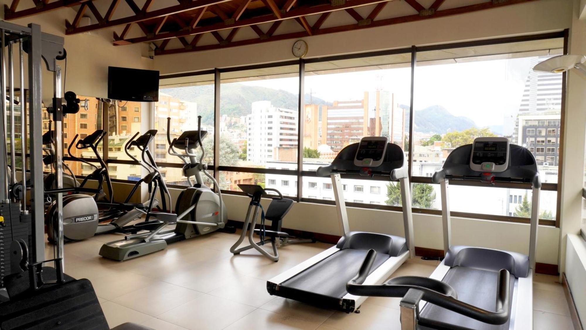 Bogota Plaza Hotel Ngoại thất bức ảnh A gym in Bogotá, Colombia