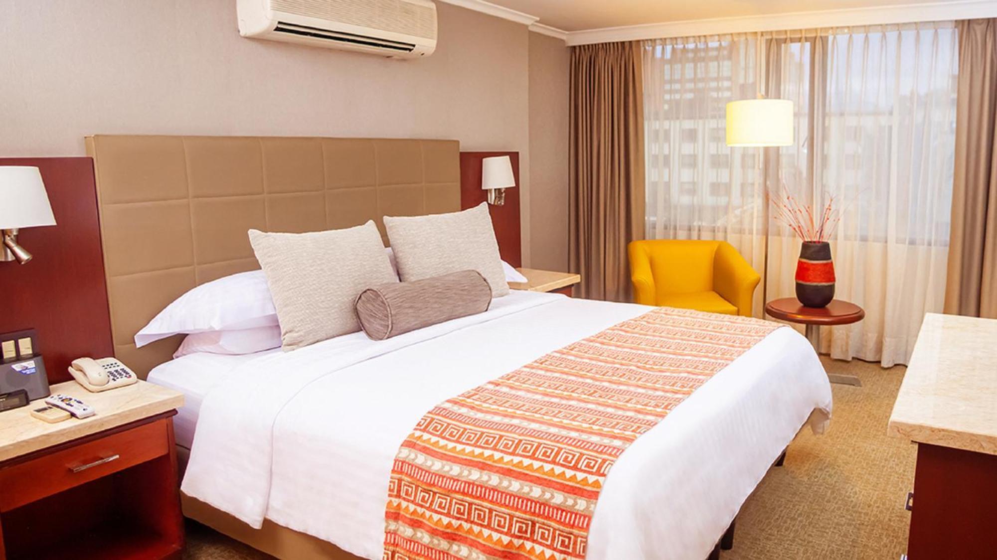 Bogota Plaza Hotel Ngoại thất bức ảnh A room at the hotel